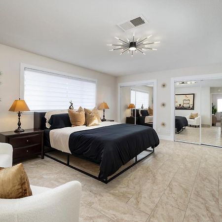 Single Story Minutes From Summerlin With Rv Parking & Dog Friendly لاس فيغاس المظهر الخارجي الصورة