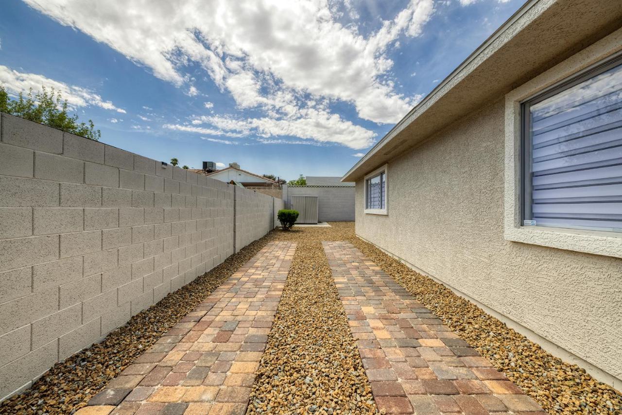 Single Story Minutes From Summerlin With Rv Parking & Dog Friendly لاس فيغاس المظهر الخارجي الصورة